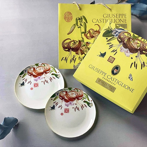 TALES 神話言 郎世寧 仙萼長春精緻骨瓷 百合餐盤組(附提袋)