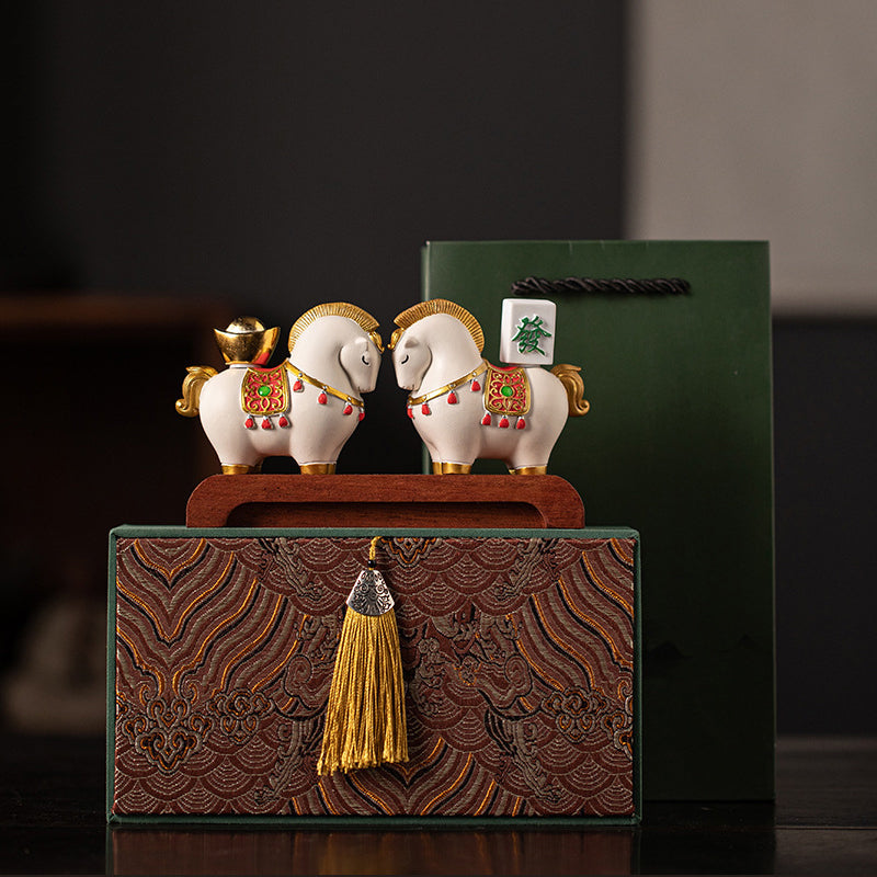 家居生活雜貨舖 馬到成功招財擺飾禮盒 (含底座)