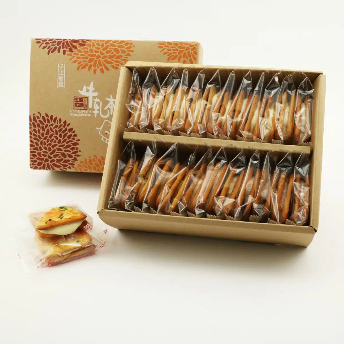 牛軋本舖 經典禮盒 (附紙袋)綜合24片裝(原味12/蔓越莓4/花生4/咖啡4)