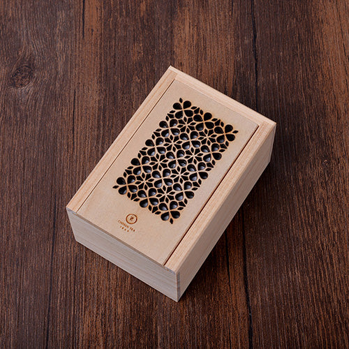 點睛設計 DOTdesign 點茶1869台灣茶系列-單入經典窗花(阿里山瑞峰 金萱烏龍50g)