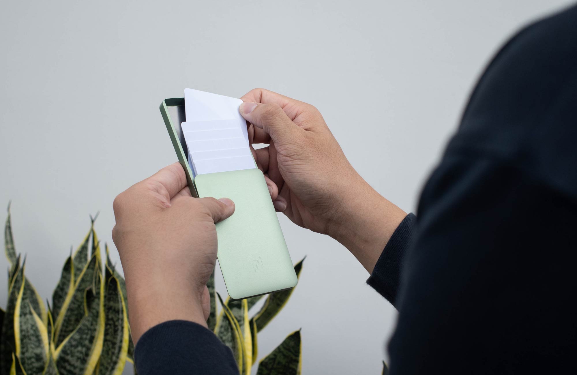 【冬季新品】ZENLET Zenlet AL 行動錢包 冰川綠