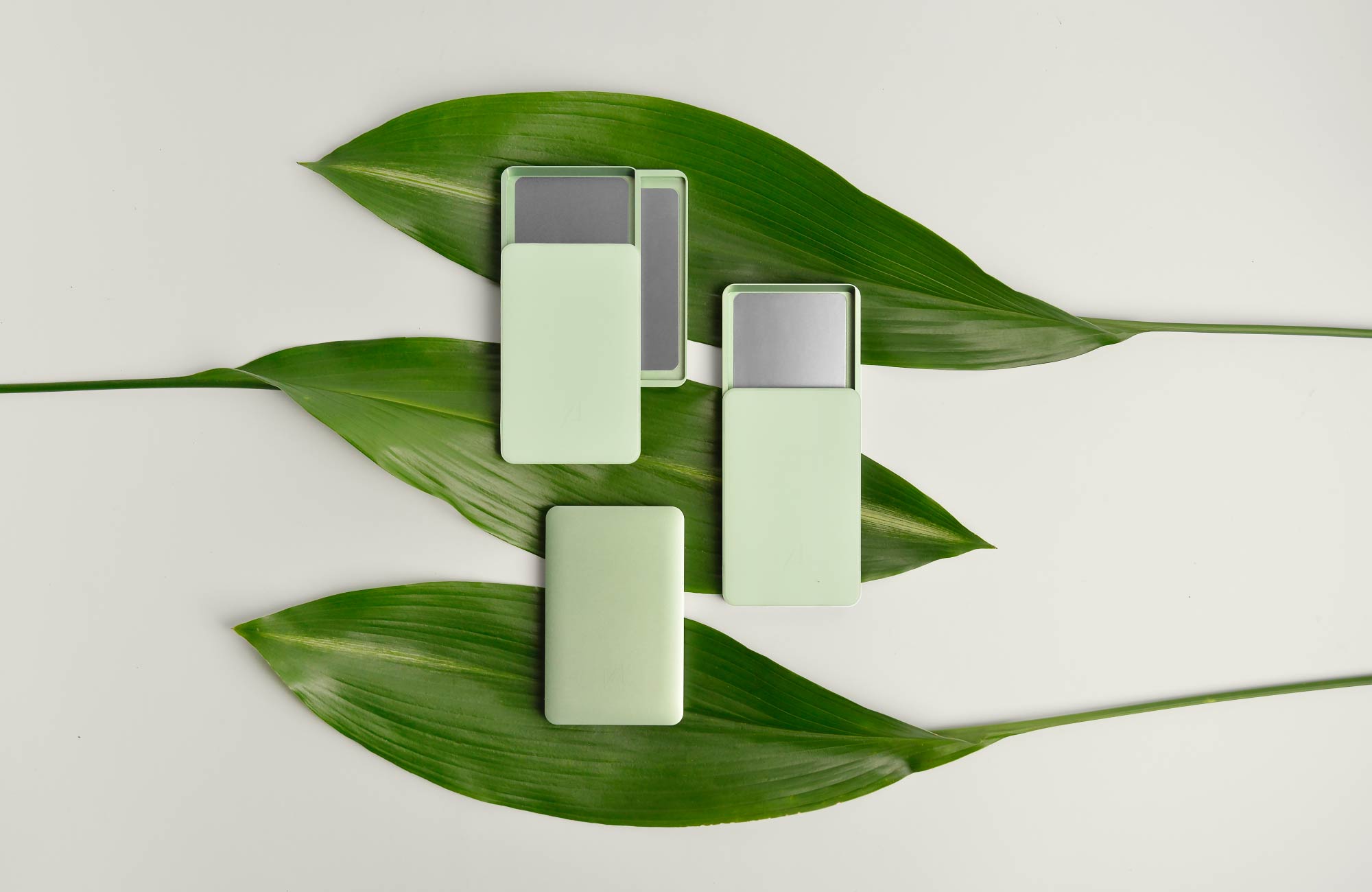 【冬季新品】ZENLET Zenlet AL 行動錢包 冰川綠