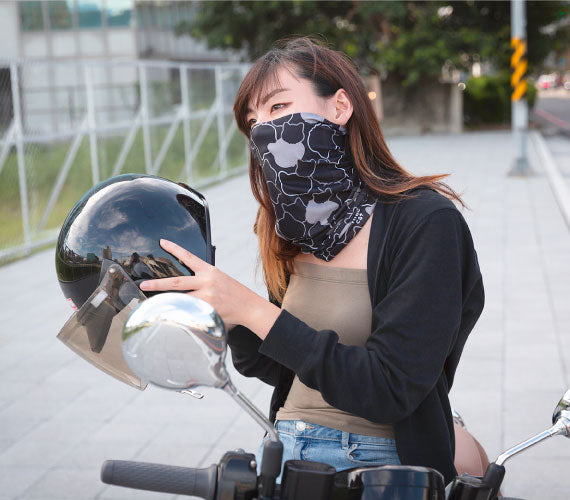 Bone UV 魔術頭巾