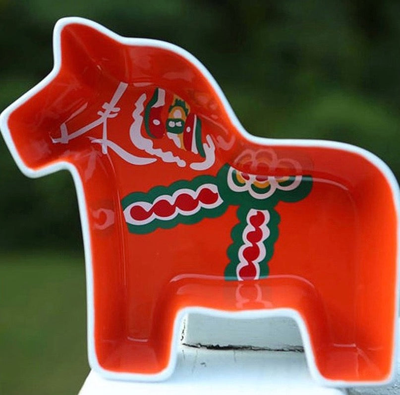 瑞典 Sagaform 【Sweden系列】經典達拉木馬造型盤-橘紅