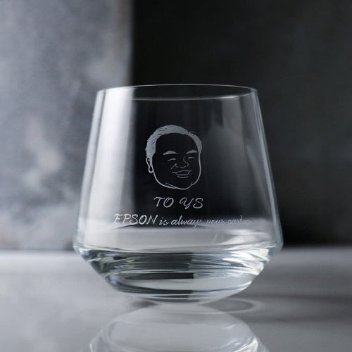 MSA手工雕刻 397cc【德國蔡司】(簡易版)SCHOTT ZWIESEL人像搖搖杯 Q版似顏繪 客製化-GA2211