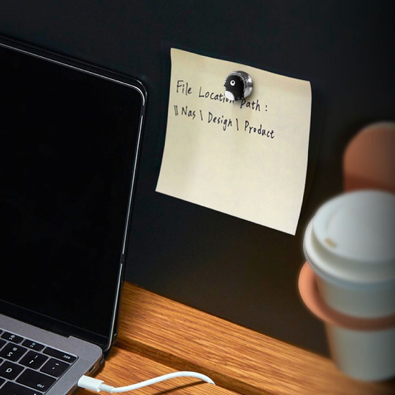 Bone / 精油香氛磁扣 - 隨身香薰多功能口罩磁扣