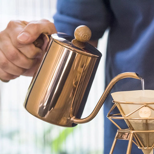 A-IDIO｜鈦金木手沖壺(600ml)