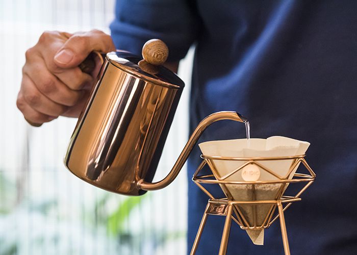 A-IDIO｜鈦金木手沖壺(600ml)