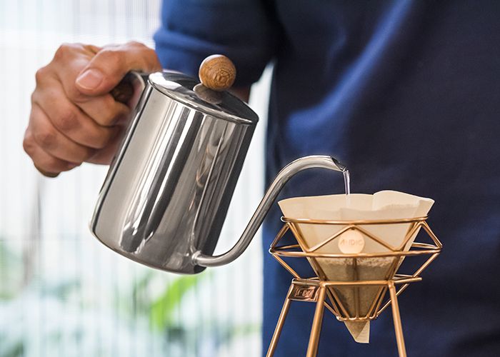 A-IDIO｜鏡光銀手沖壺(600ml)