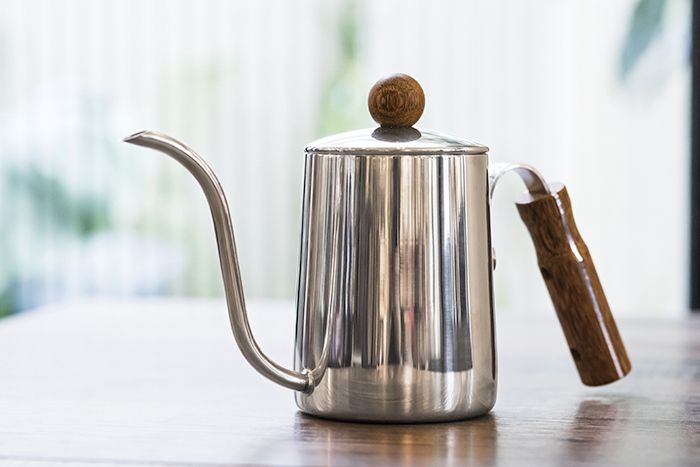 A-IDIO｜鏡光銀手沖壺(600ml)