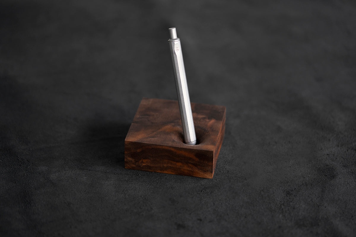 HMM 木質底座 (不含筆)