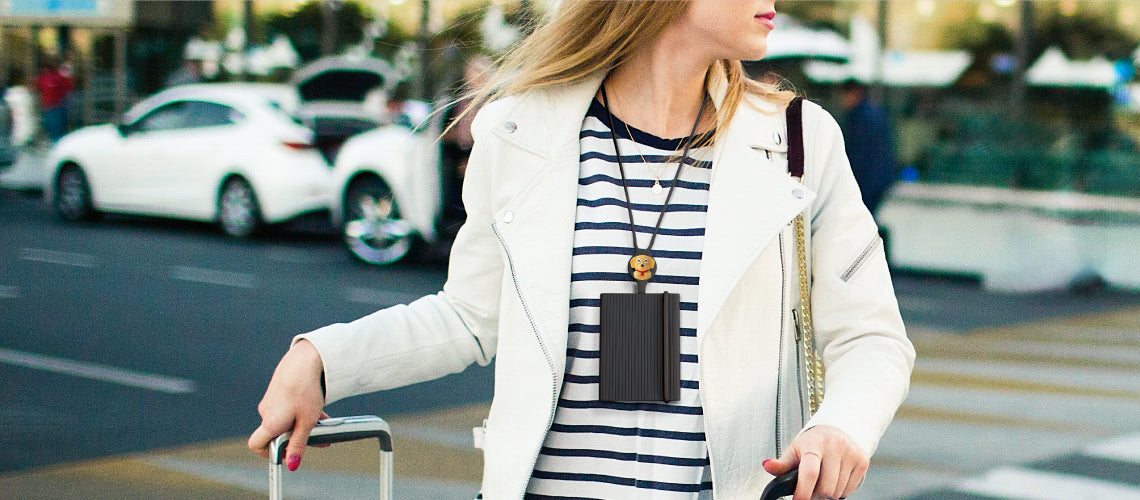 頸掛護照套-Lite｜旅行，輕巧Pass