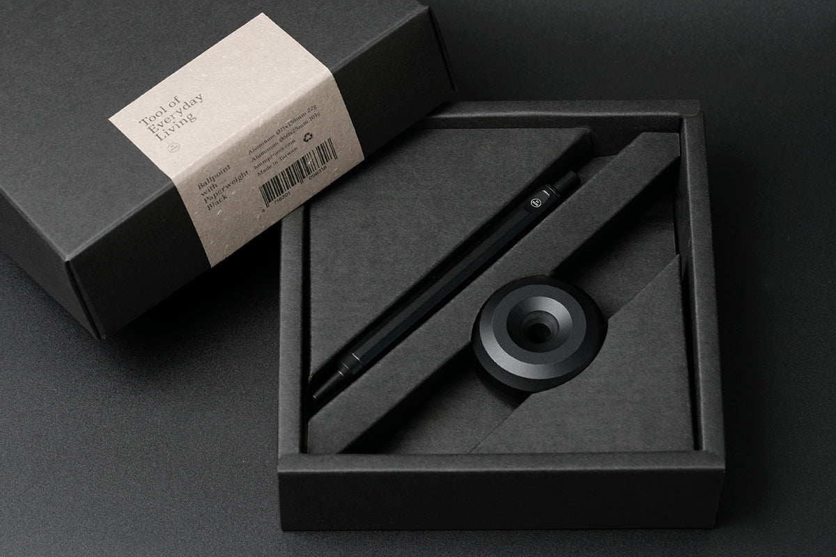 HMM 鋁質書寫禮盒（全金屬紙鎮＋原子筆）