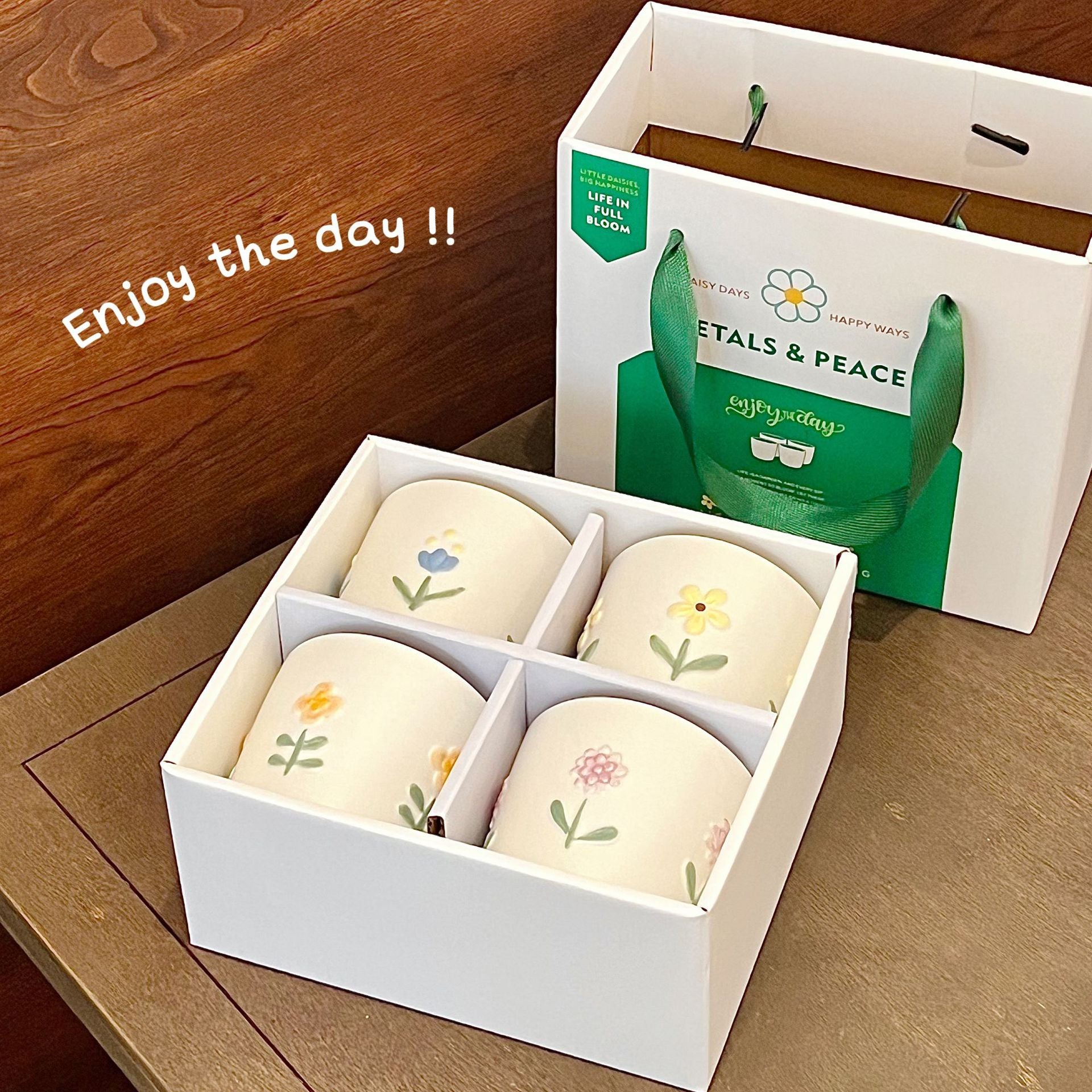 家居生活雜貨舖 浮雕花卉手握杯禮盒組